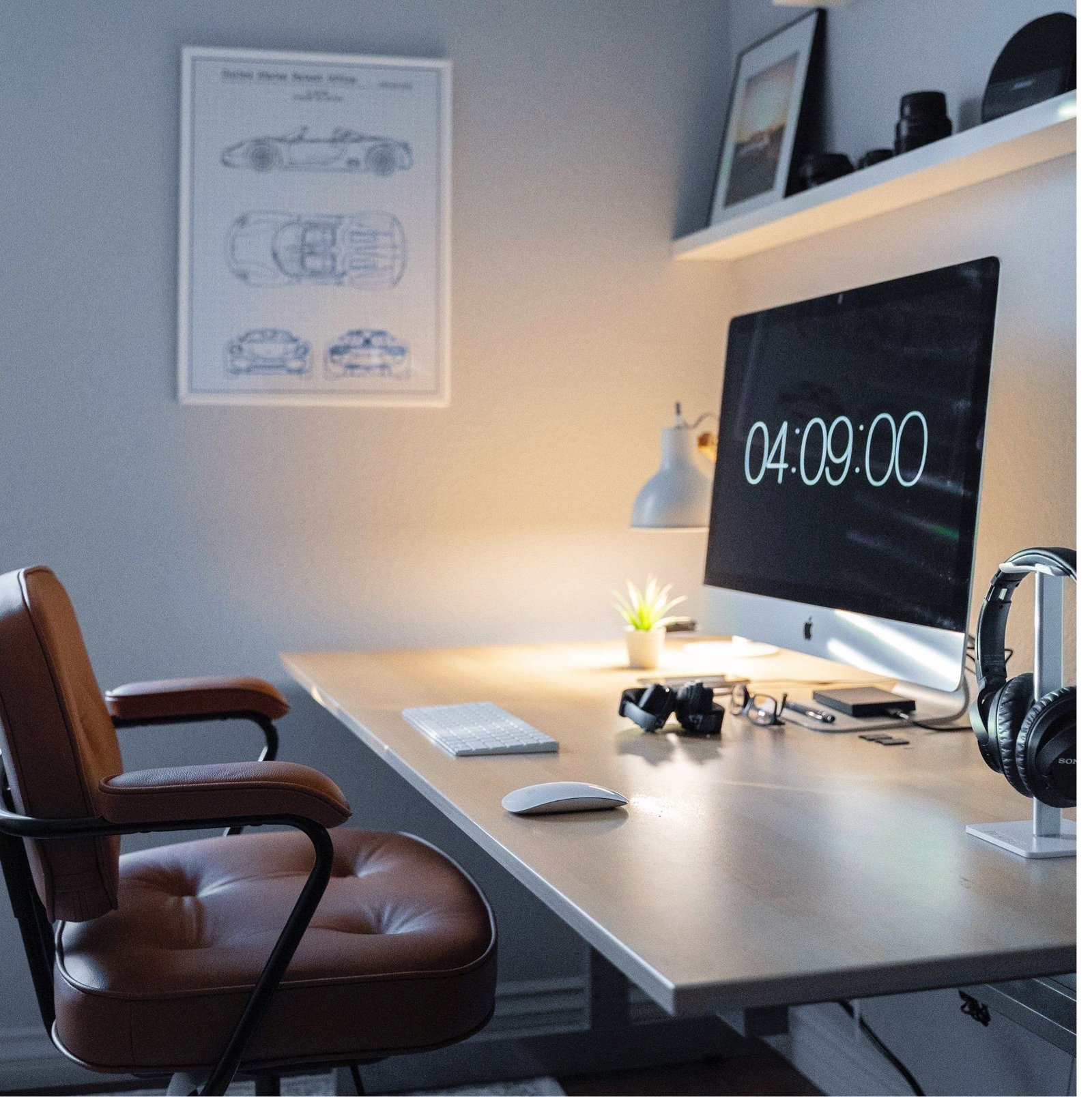 Home office workspace